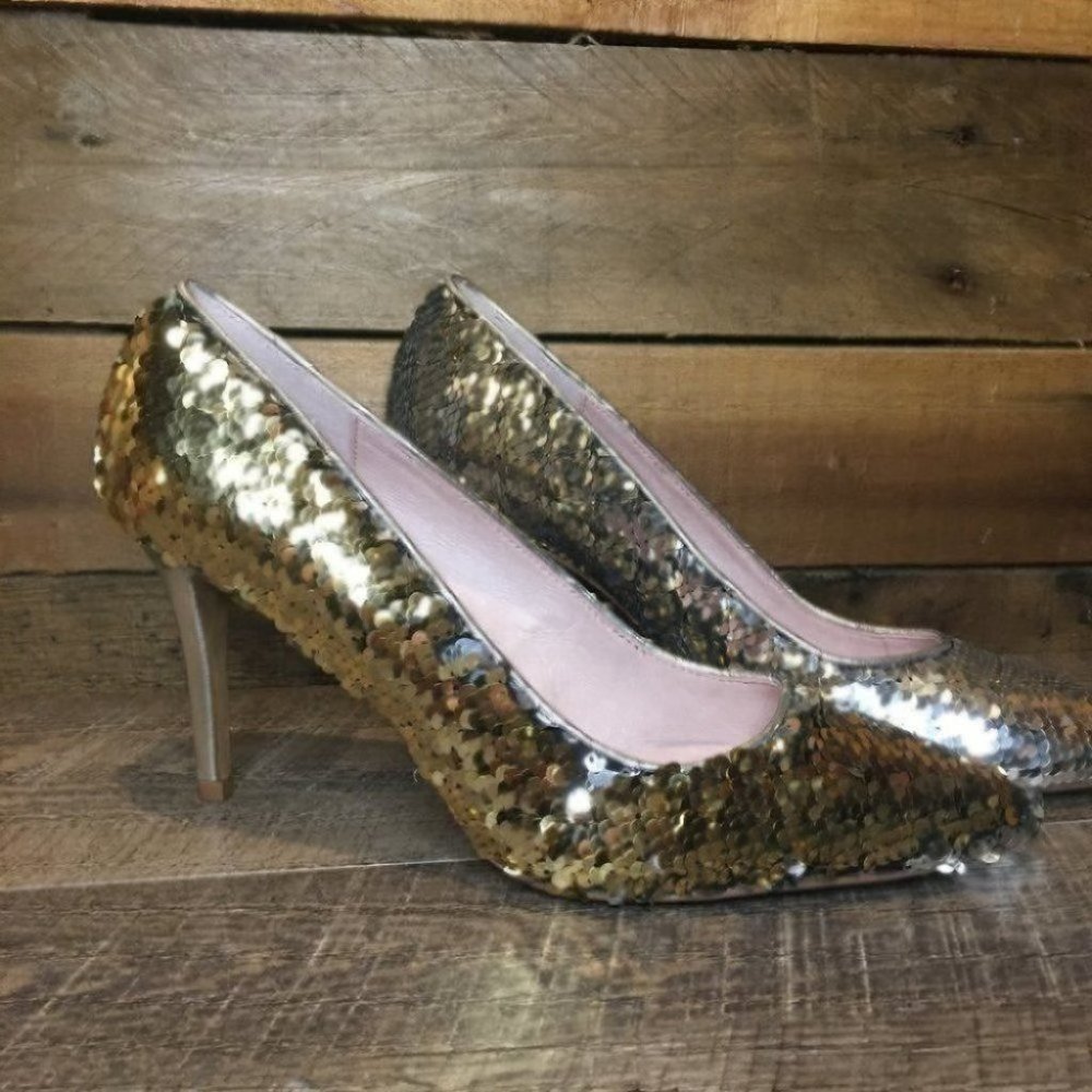 NEW Chinese Laundry Ruth’s Reversible Sequins Pump - Picture 3 of 9